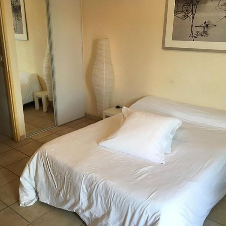 Logis Hotel Le Clos Saint Loup Bram 외부 사진