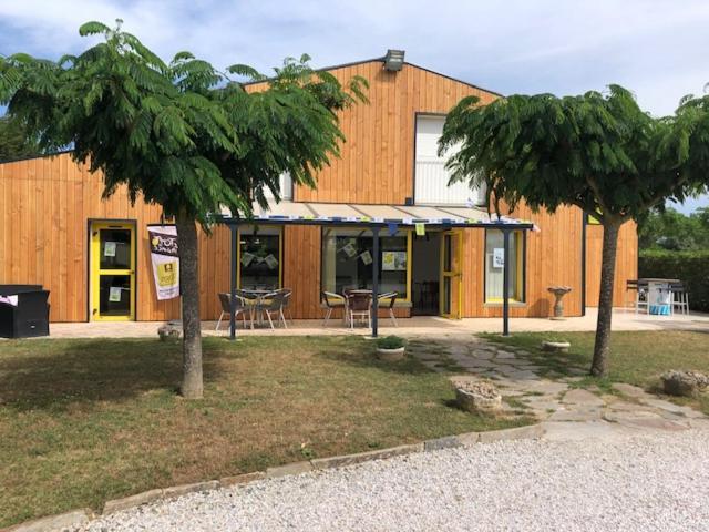 Logis Hotel Le Clos Saint Loup Bram 외부 사진